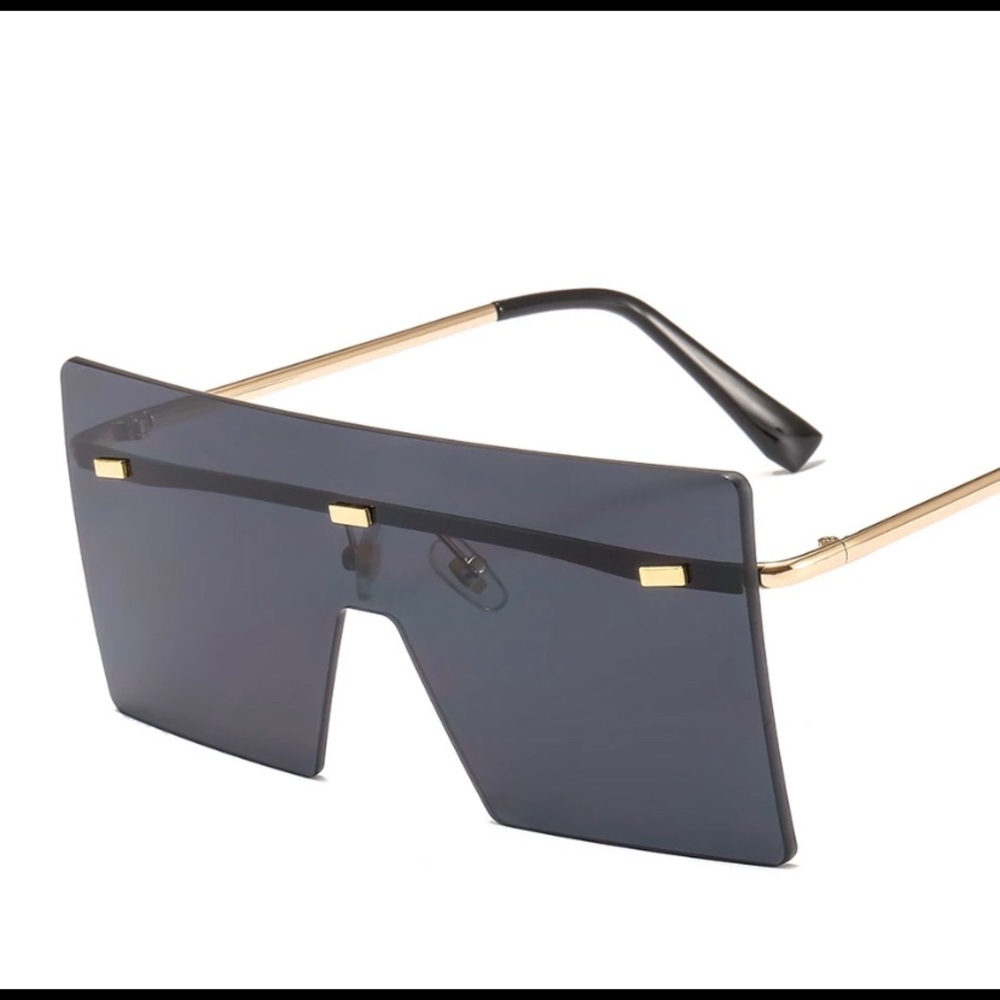 Boss Lady Shades